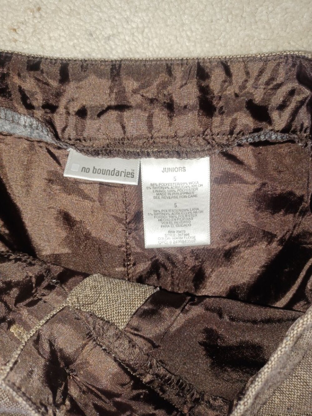 Shorts - Picture 3 of 3